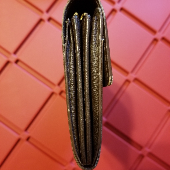 Louis Vuitton Damier Ebene Sarah Wallet - Picture 4 of 13